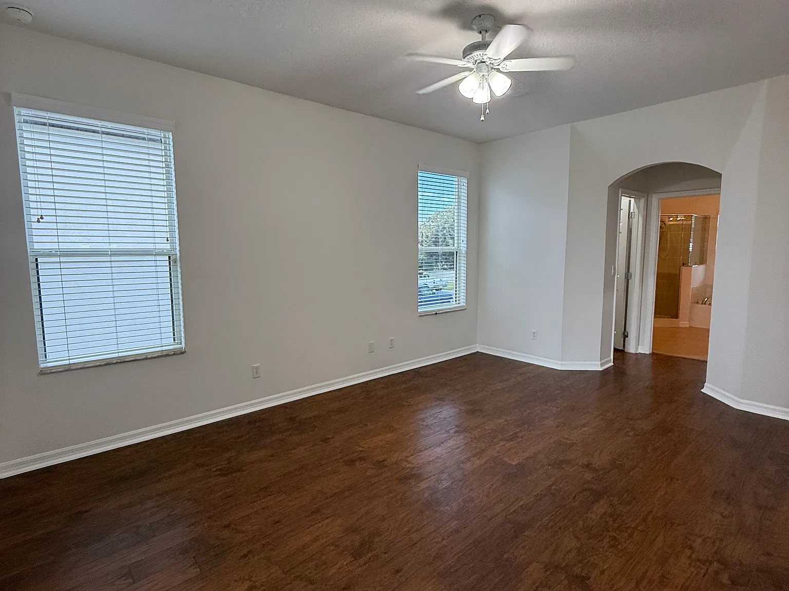 4 bed, 2467 sqft, $3,000 — Photo 3