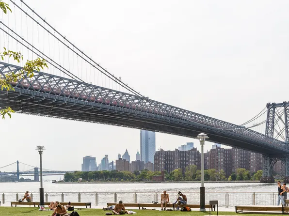 360 Wythe Avenue image 9 of 9