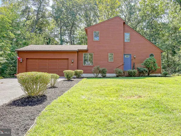 19 Shadow Brooke Dr, Bridgeton, NJ 08302