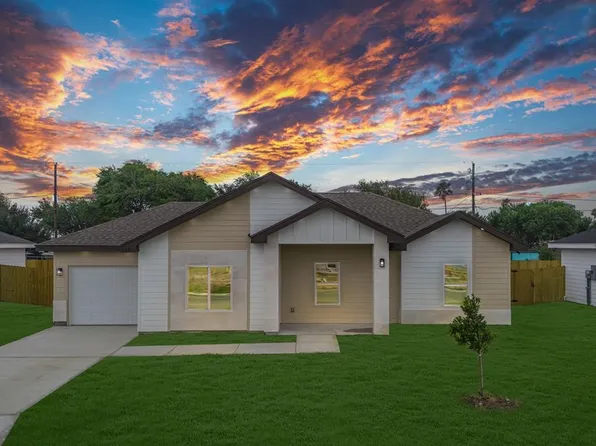 120 N Drift St, La Feria, TX 78559