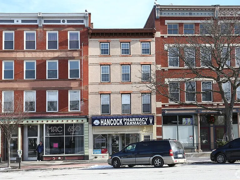 642 Main St #2 — Photo 1