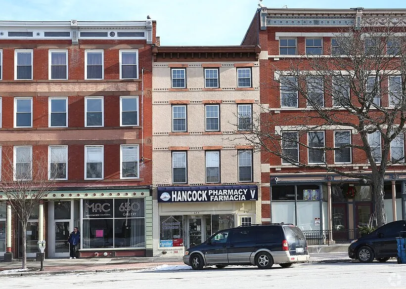642 Main St #2