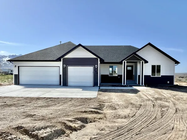 246 Trentwood Dr, Spring Creek, NV 89815
