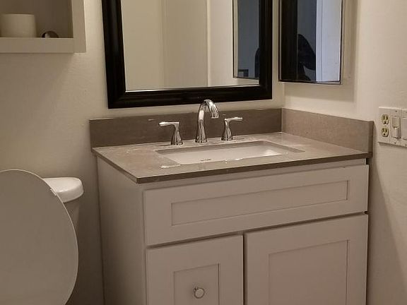 5th image of 3031 Bradford Pl APT B