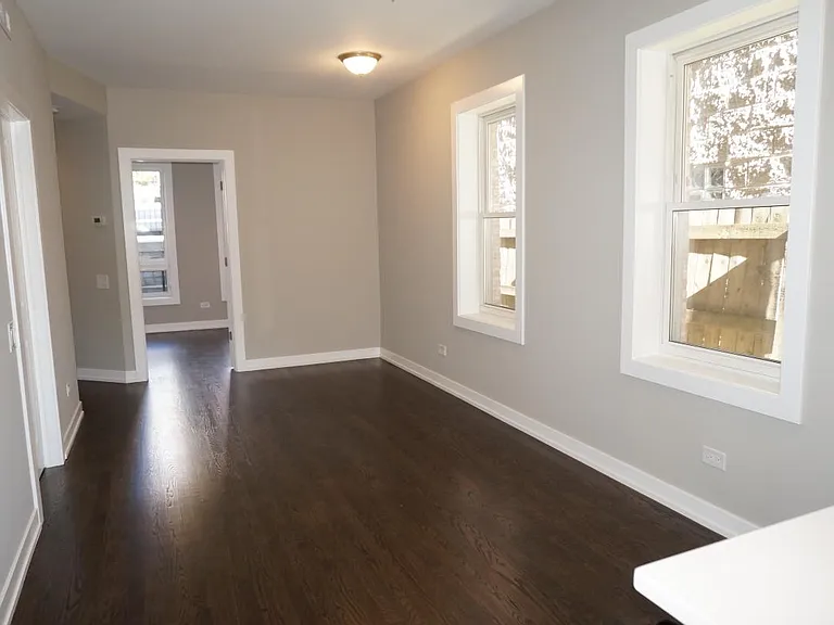 1516 N Bosworth Ave #1 — Photo 3