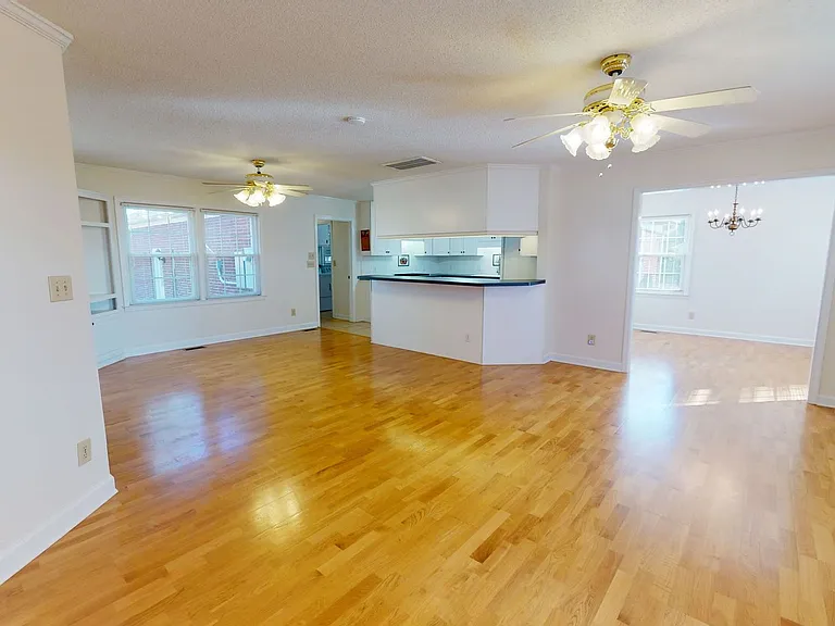 4015 Freedom Way — Photo 22