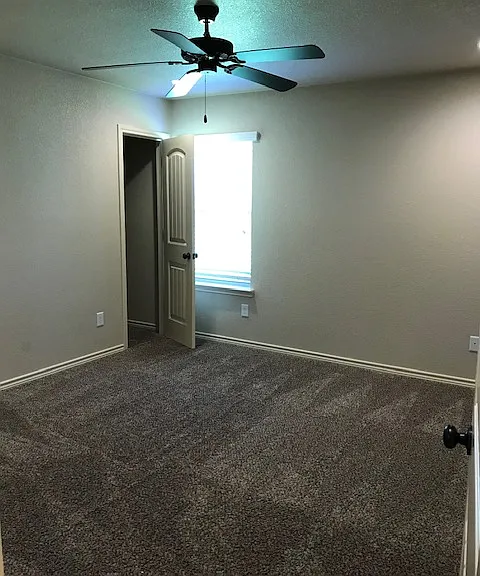 5506 Settlers Ct #B — Photo 6