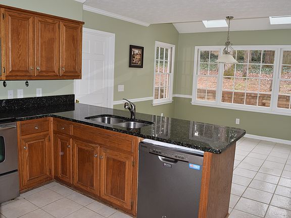 Kitchen- Stainless Steel & Granite with Breakfast Area