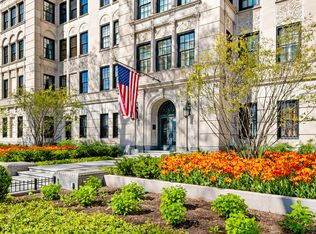 1500 N Lake Shore Dr #9B, Chicago, IL 60610