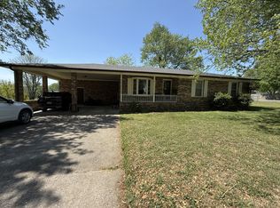 1205 Glenoaks Rd, Shelbyville, TN 37160