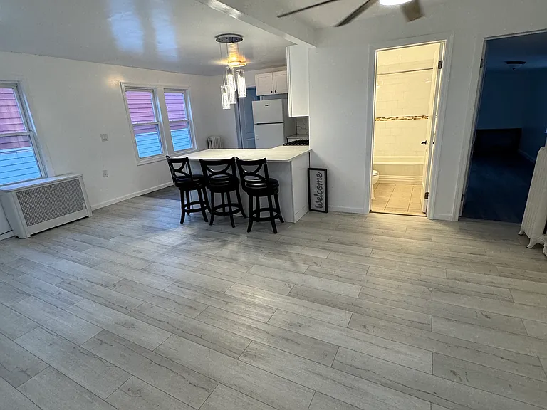 215 Castleton Ave #2 — Photo 9