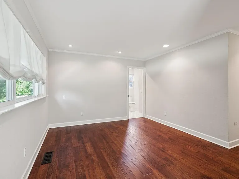 1296 Orchard St — Photo 12