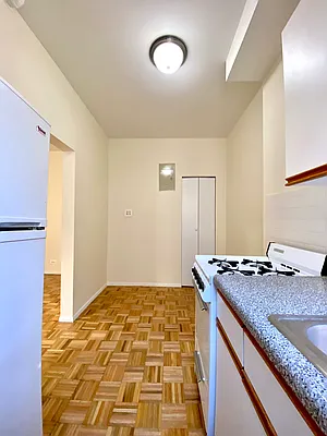 Rented by City & Suburban | media 7