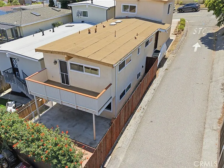 1601 Van Horne Ln — Photo 37