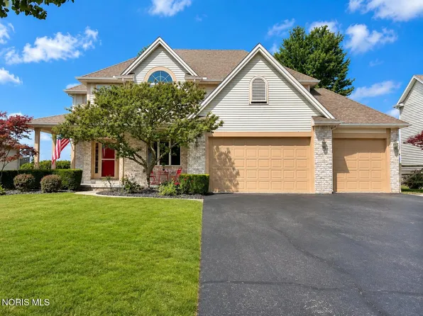 1088 Westridge Dr, Waterville, OH 43566