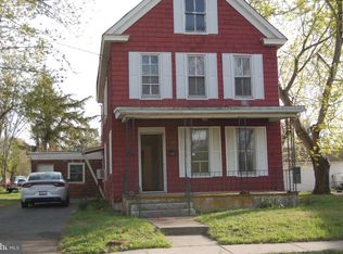 702 Market St, Denton, MD 21629