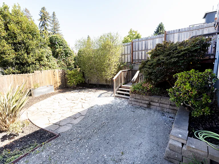 2921 Rawson St — Photo 46