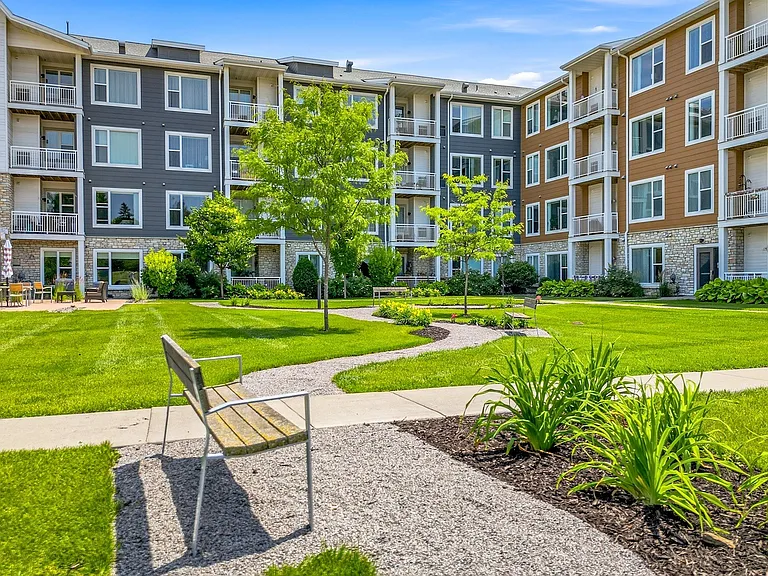 The Legends of Champlin 55+ Apartments — Photo 34