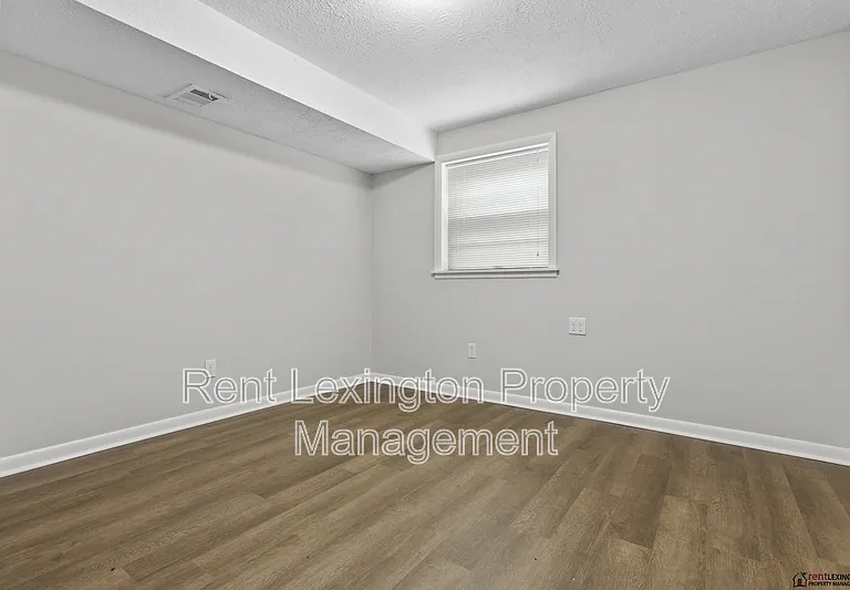2124 Violet Rd — Photo 23