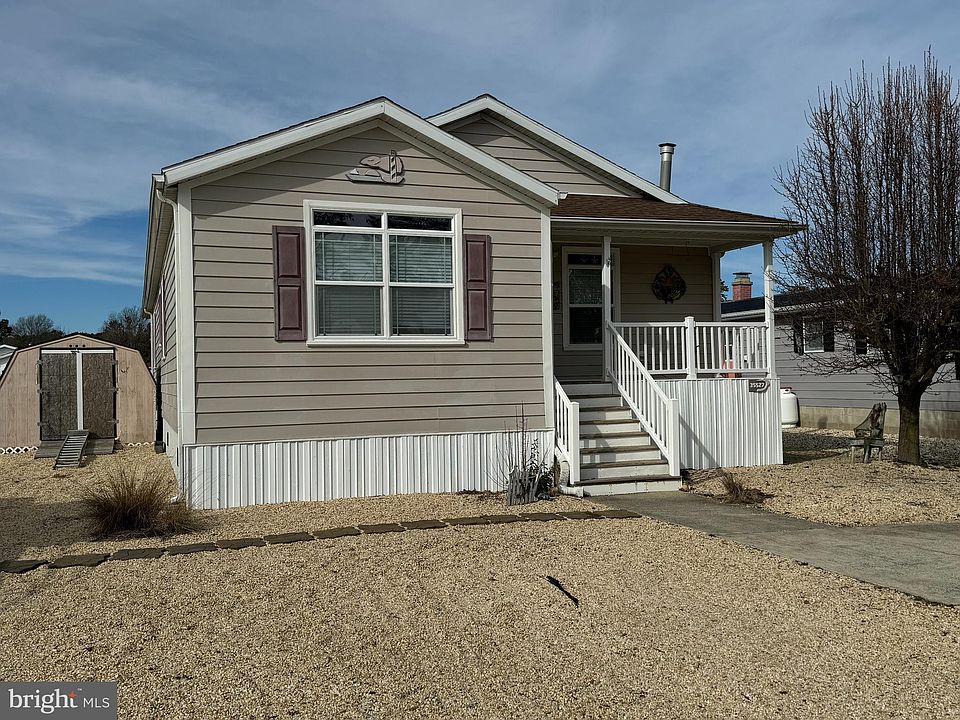 2nd image of 35527 Sussex Ln #51945
