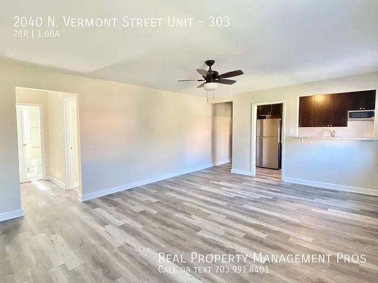 2040 N Vermont St #303 — Photo 5