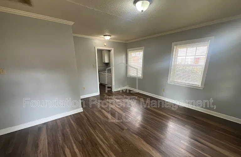 1407 Semmes St — Photo 5