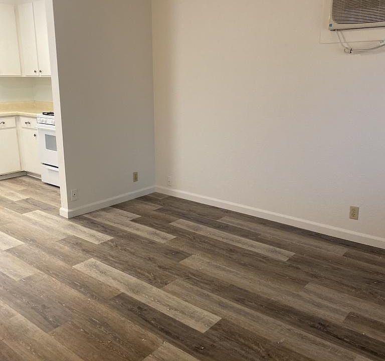28 E Abbey St Winters, CA, 95694 Apartments for Rent Zillow