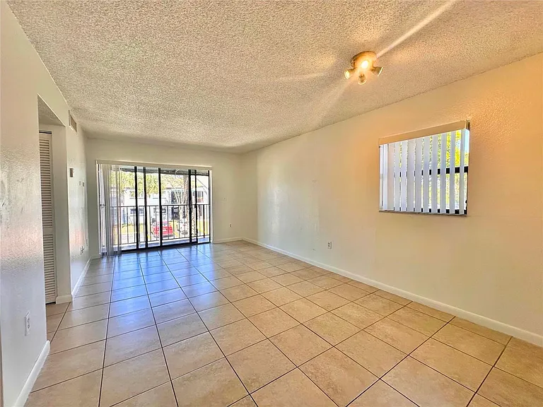 1732 Meridian Ave #3 — Photo 6