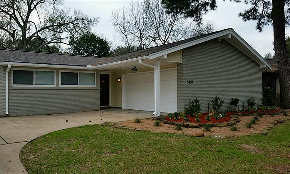 1st image of 5403 Manor Creek Ln