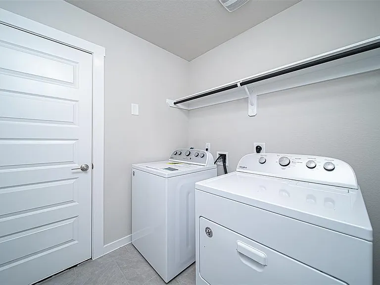 7411 Victoria Brook Trce — Photo 17