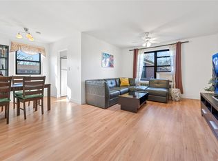 196-48 69th Ave #2, Fresh Meadows, NY 11365