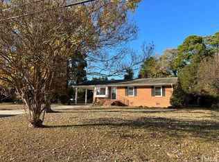 719 Carolina Dr, Dunn, NC 28334