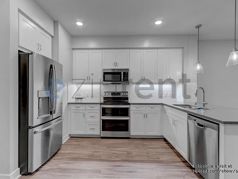 131 Avenida Chapala #105 — Photo 8