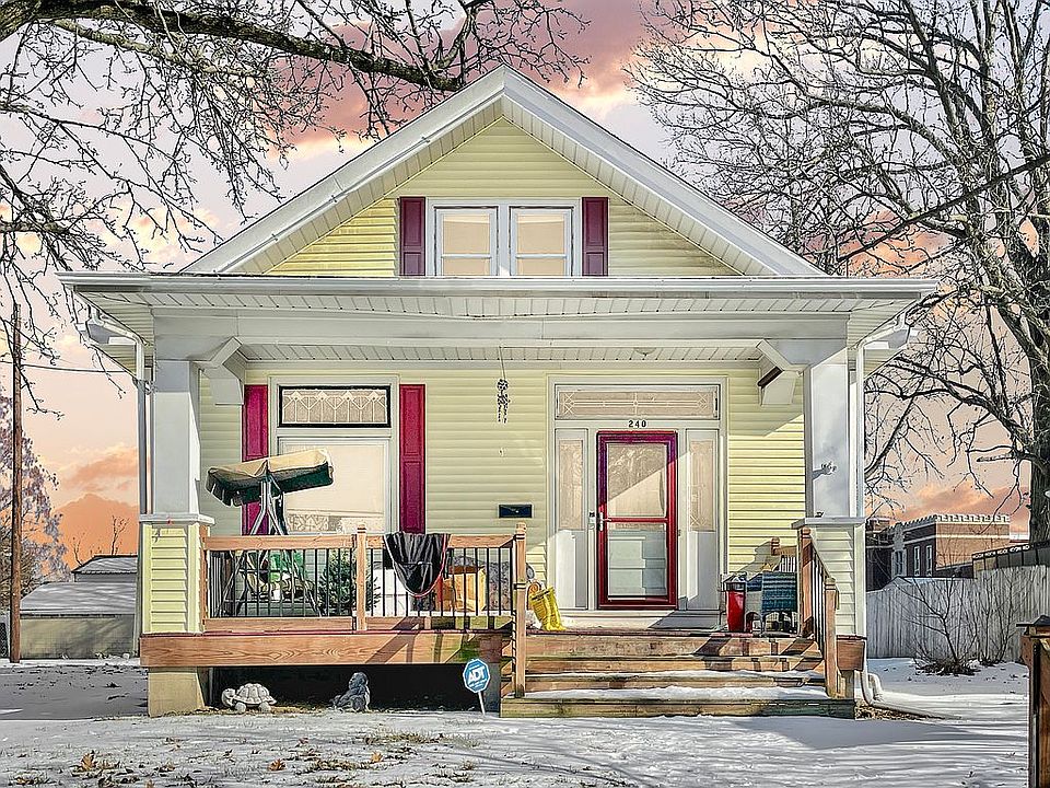 1st image of 240 N Cooper Ave