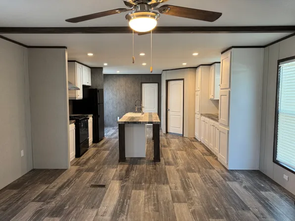 2201 S Pearl St #63, Belton, TX 76513