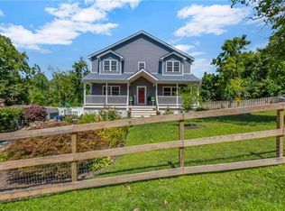 33 Center Hill Rd, Monroe, NY 10950