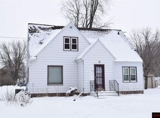 124 4th Ave SW, Winnebago, MN 56098