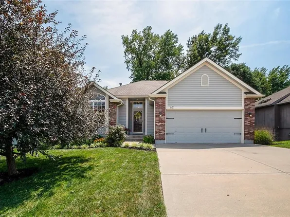 631 NE 99th St, Kansas City, MO 64155