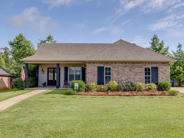 220 Austin Oaks Cir, West Monroe, LA 71292