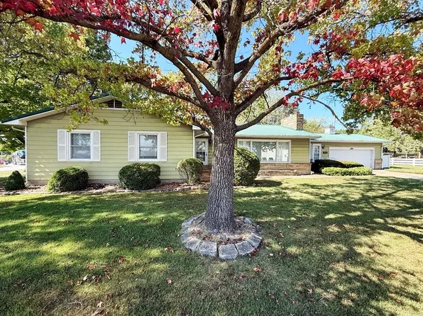 212 Maple Dr, El Dorado Springs, MO 64744