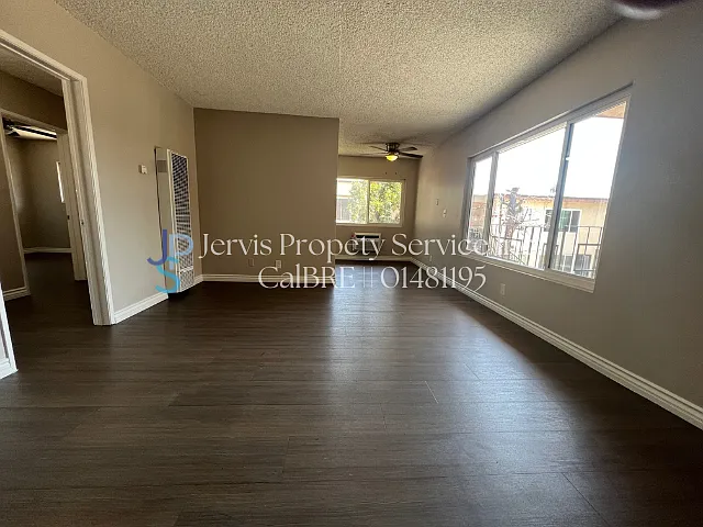 Building Photo - 4550-4600 Santa Ana