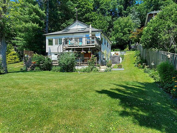 2nd image of 47 Lavelle Ave