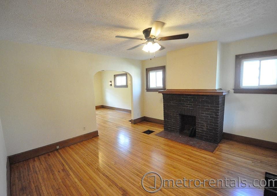 1st image of 37 W Longview Ave
