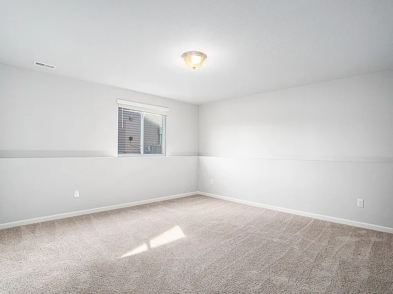 16507 Bedington Dr — Photo 6