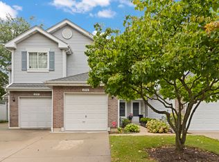 276 Sierra Pass Dr, Schaumburg, IL 60194
