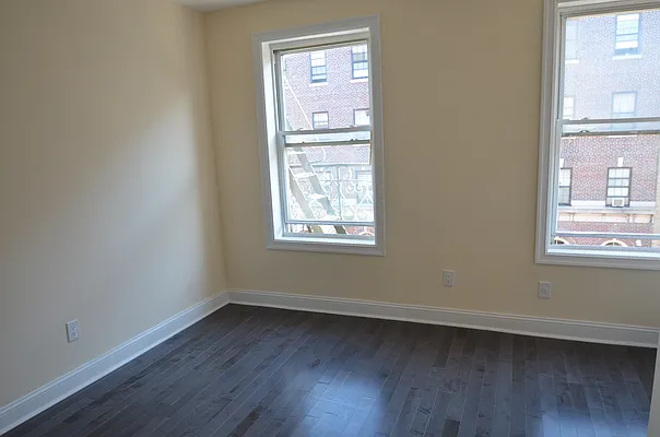 Rented by CITY SKYLINE REALTY INC | media 2