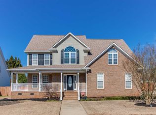 3 Paddock Run Ln, Simpsonville, SC 29681