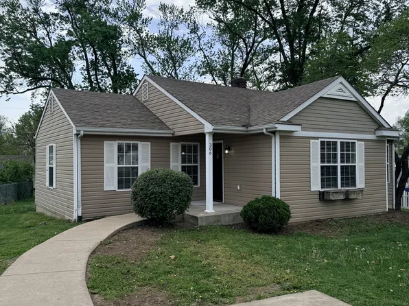 306 W 2nd St N, Wright City, MO 63390