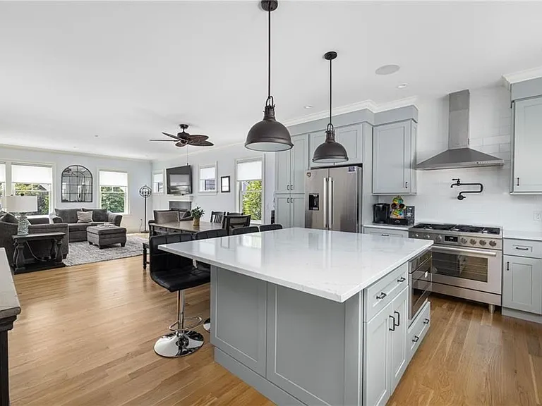3 Oak St — Photo 23