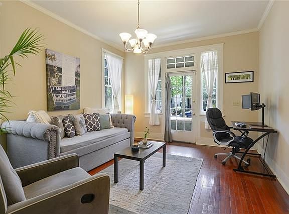 3rd image of 3515 Camp St
